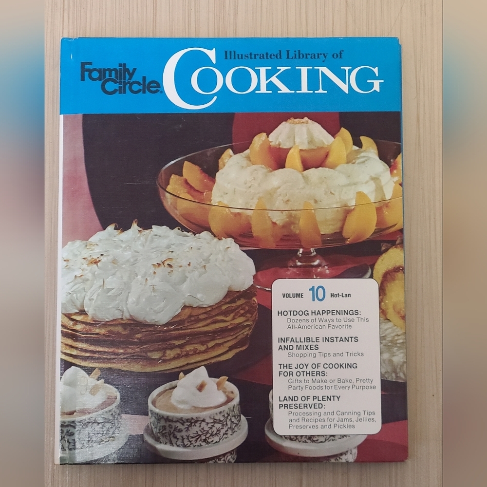 Family Circle llustrated Library of Cooking Volume 10